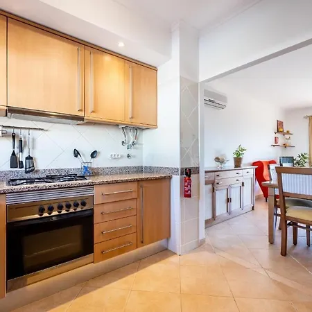Casas- St 106, 3 Bed, 2 Bath, Wifi, Shared Pool, Sea View Apartament